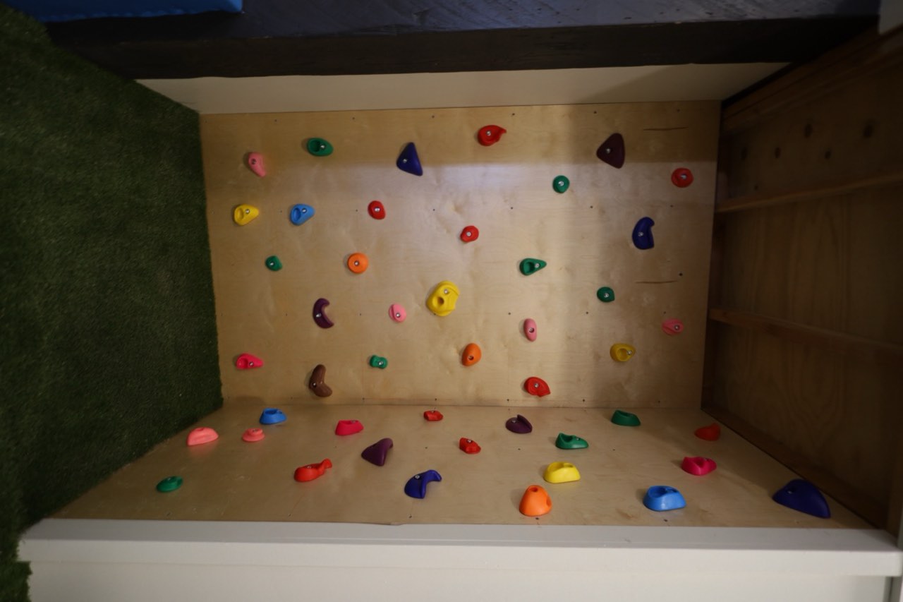 Close-up of the soft climbing wall